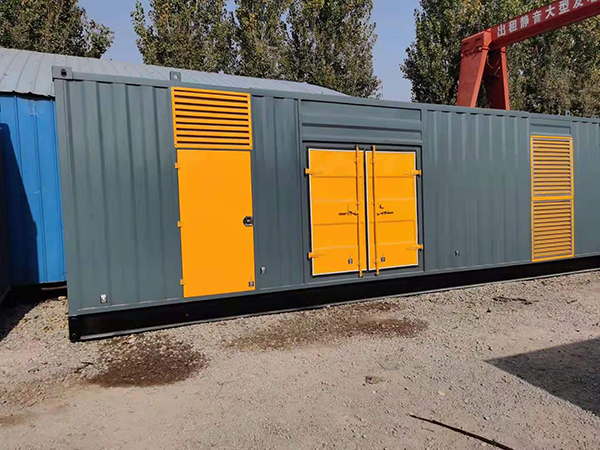 汉阳300kw 柴油发电机组用多大的空气开关？