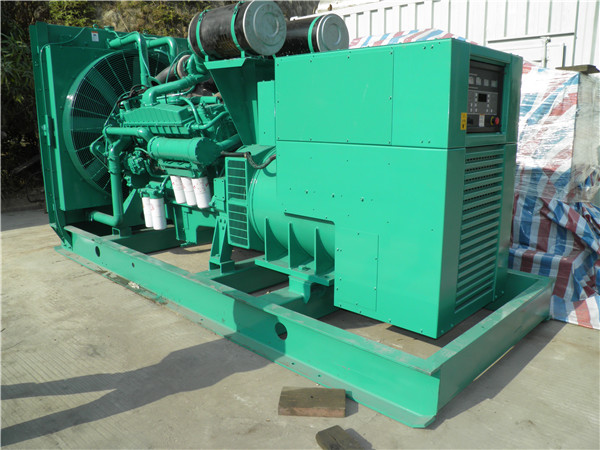 汉阳发电车出租-柴油发电机组在使用的过程中应该做好哪些防护工作