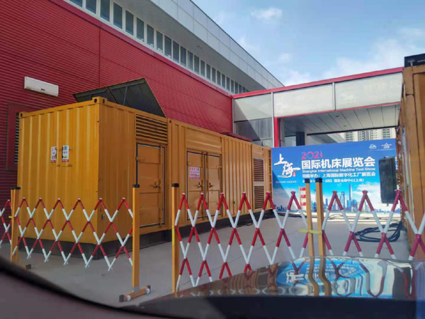 汉阳出租发电机-柴油发电机和汽油发电机哪个更好一些？