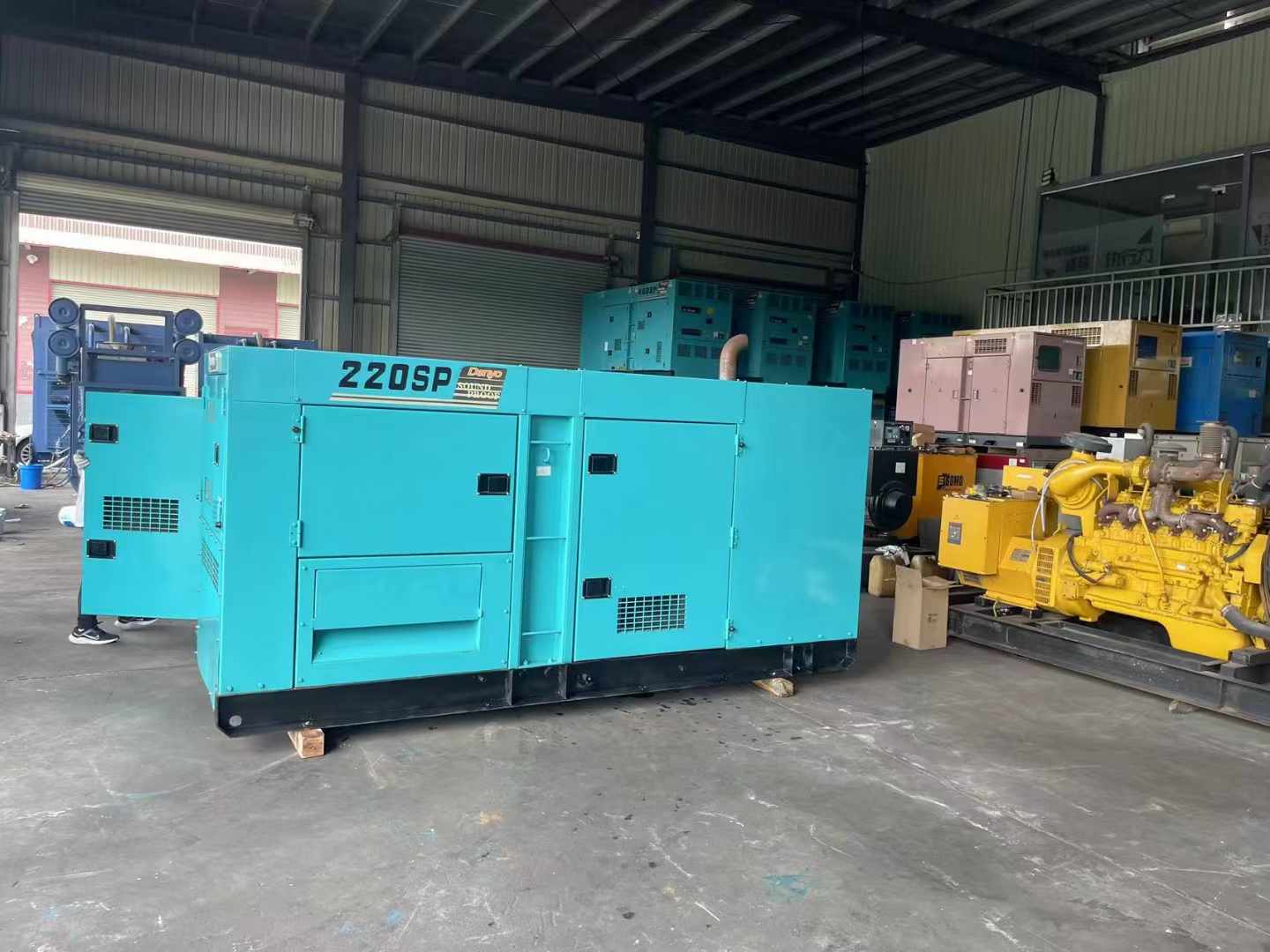 汉阳800kW 柴油发电机的输出电流波动范围是多少？