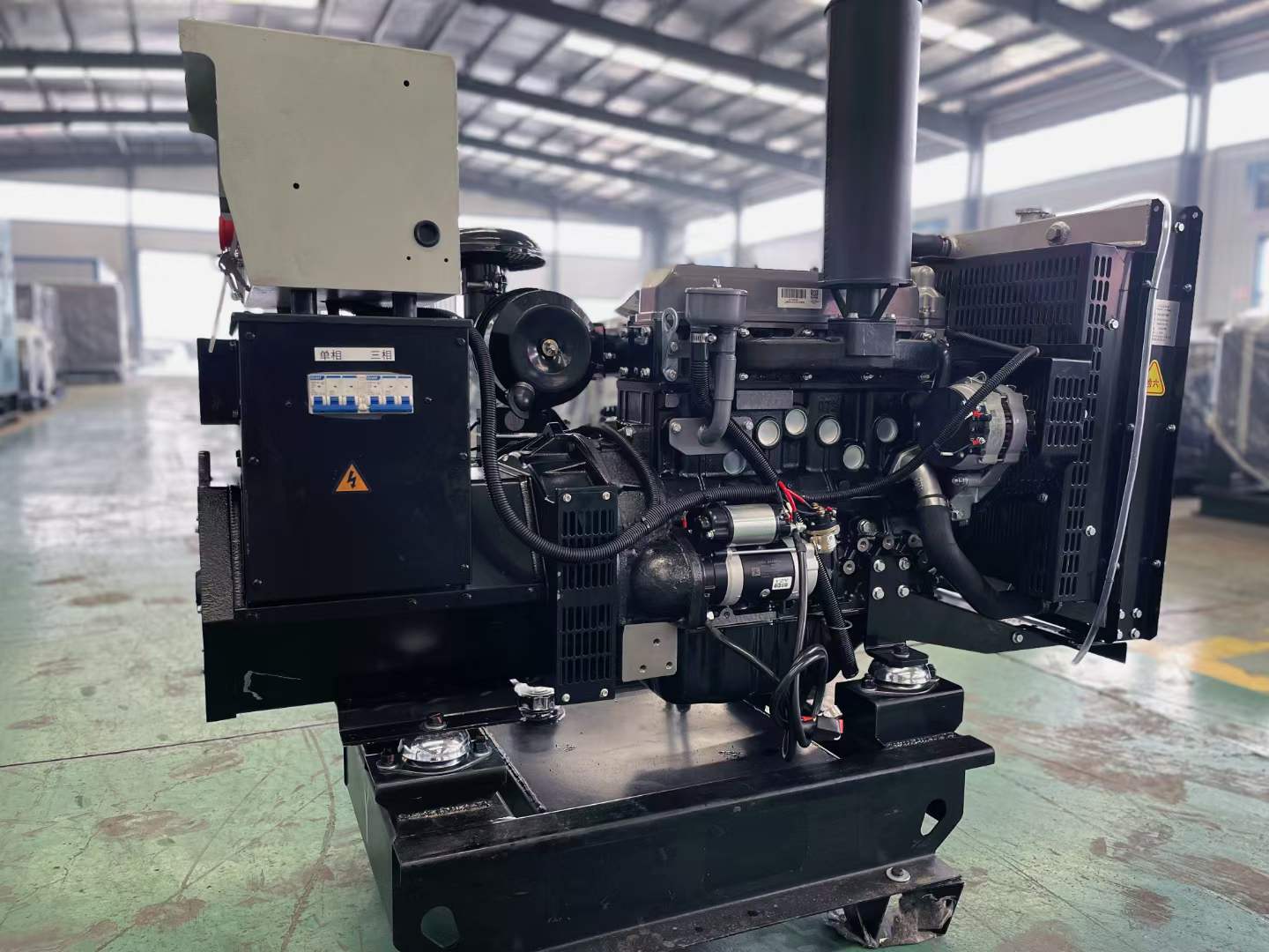 汉阳如何降低电感性负载对发电机的影响？